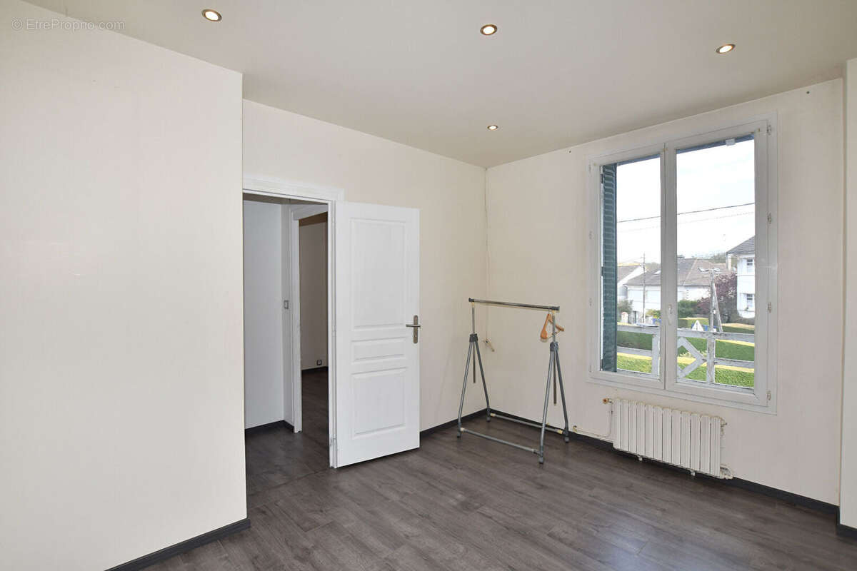 Appartement à BOIS-D'ARCY