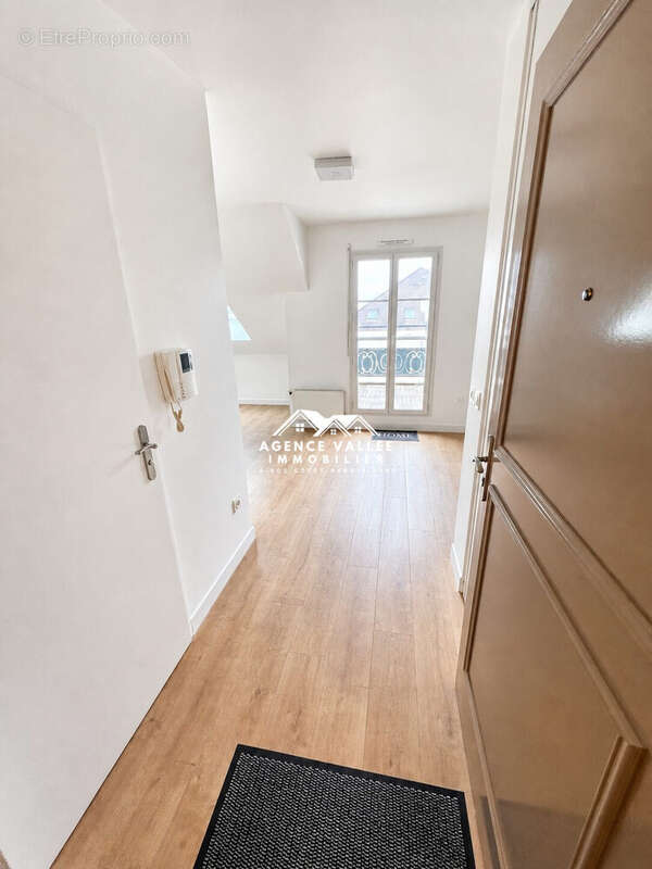 Appartement à SAINT-PIERRE-DU-PERRAY