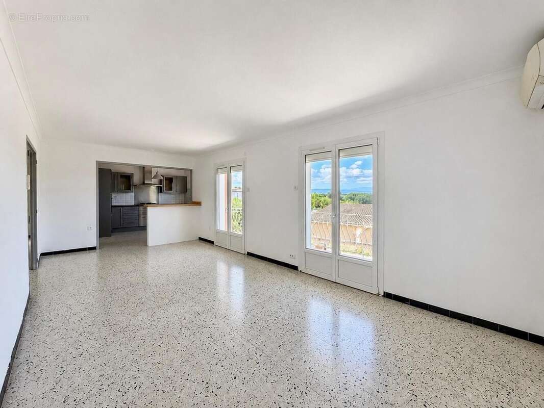 Maison 130 m² à Pennautier  - photo 2