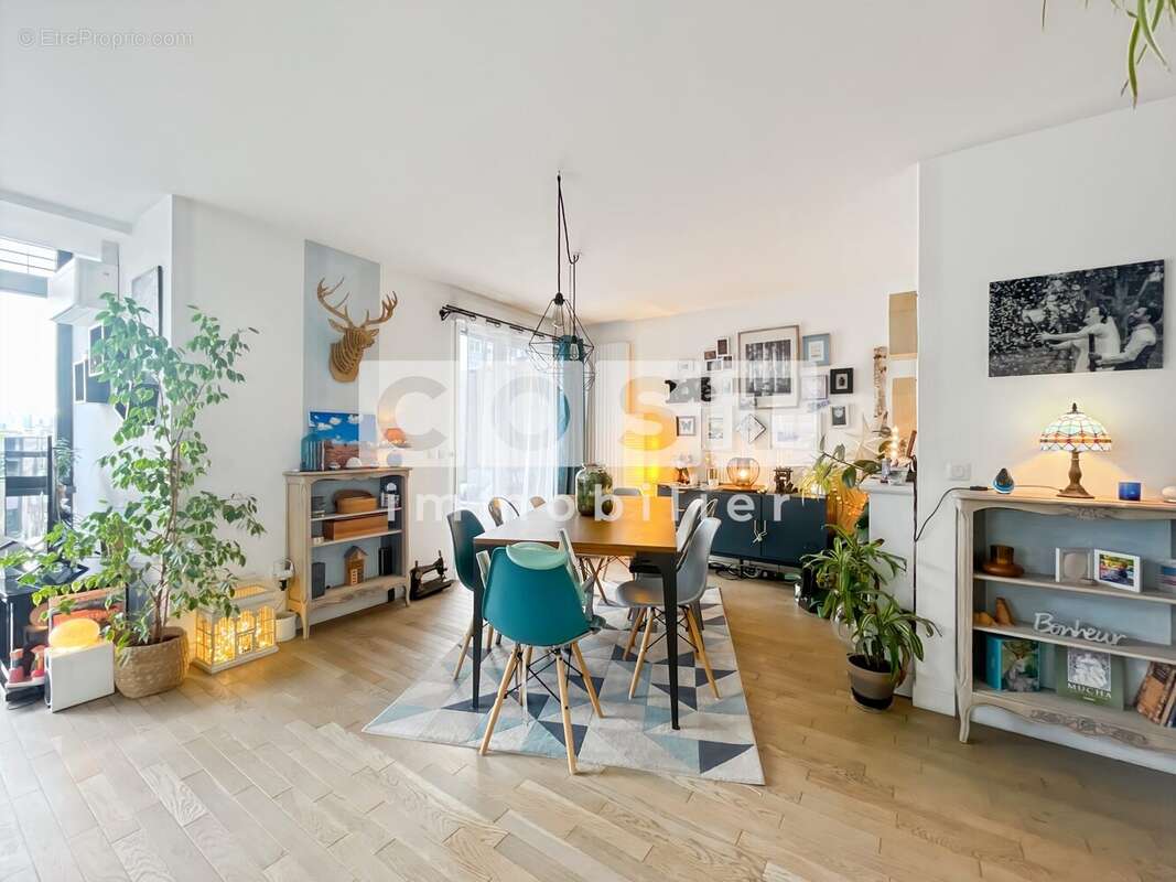 Appartement à GENNEVILLIERS