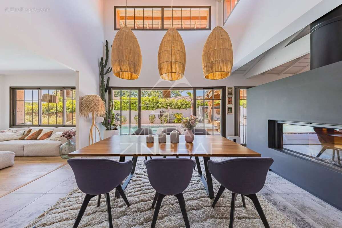 Maison à MIOS