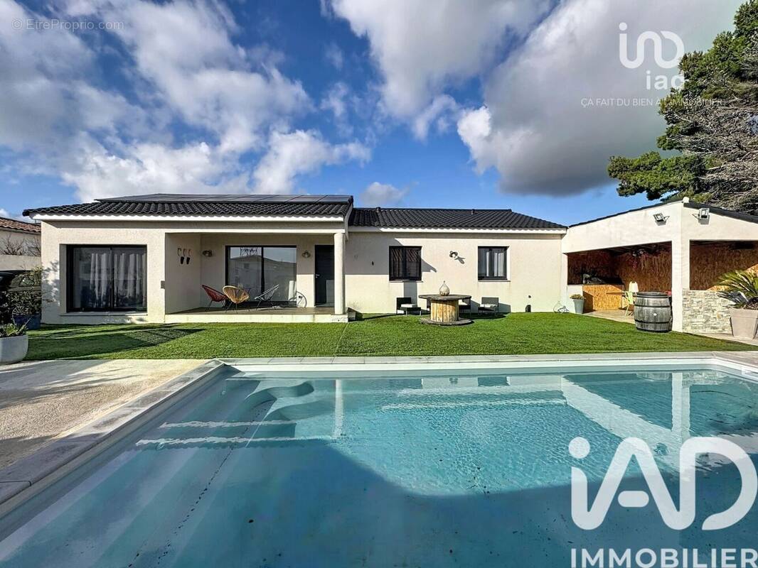 Photo 1 - Maison à PORT-DE-BOUC