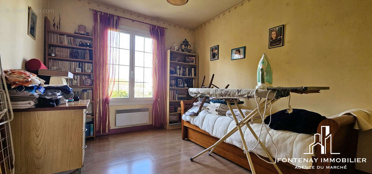 Maison à LONGEVES