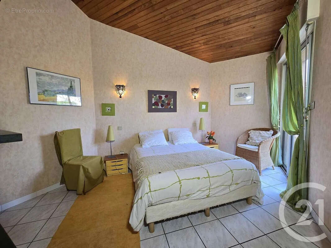 Maison à LAVERNOSE-LACASSE