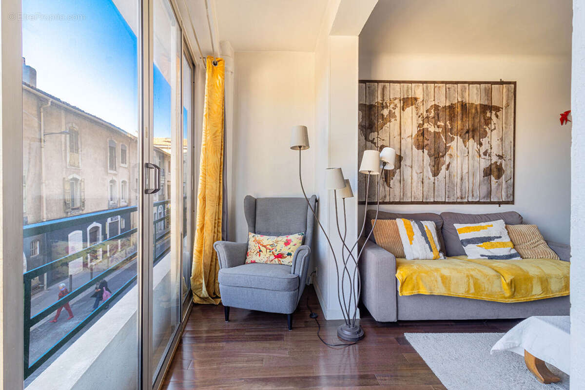 Appartement à MARSEILLE-7E