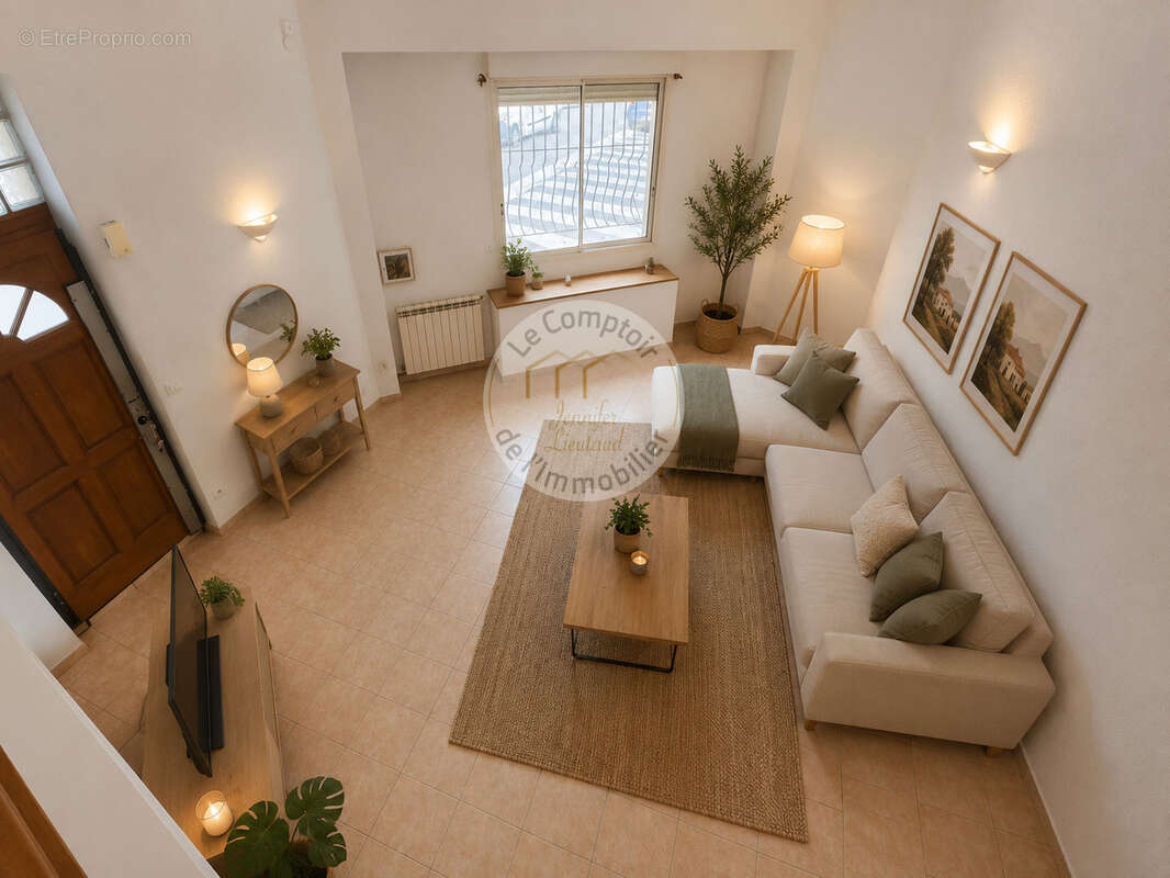 Appartement à MARSEILLE-4E