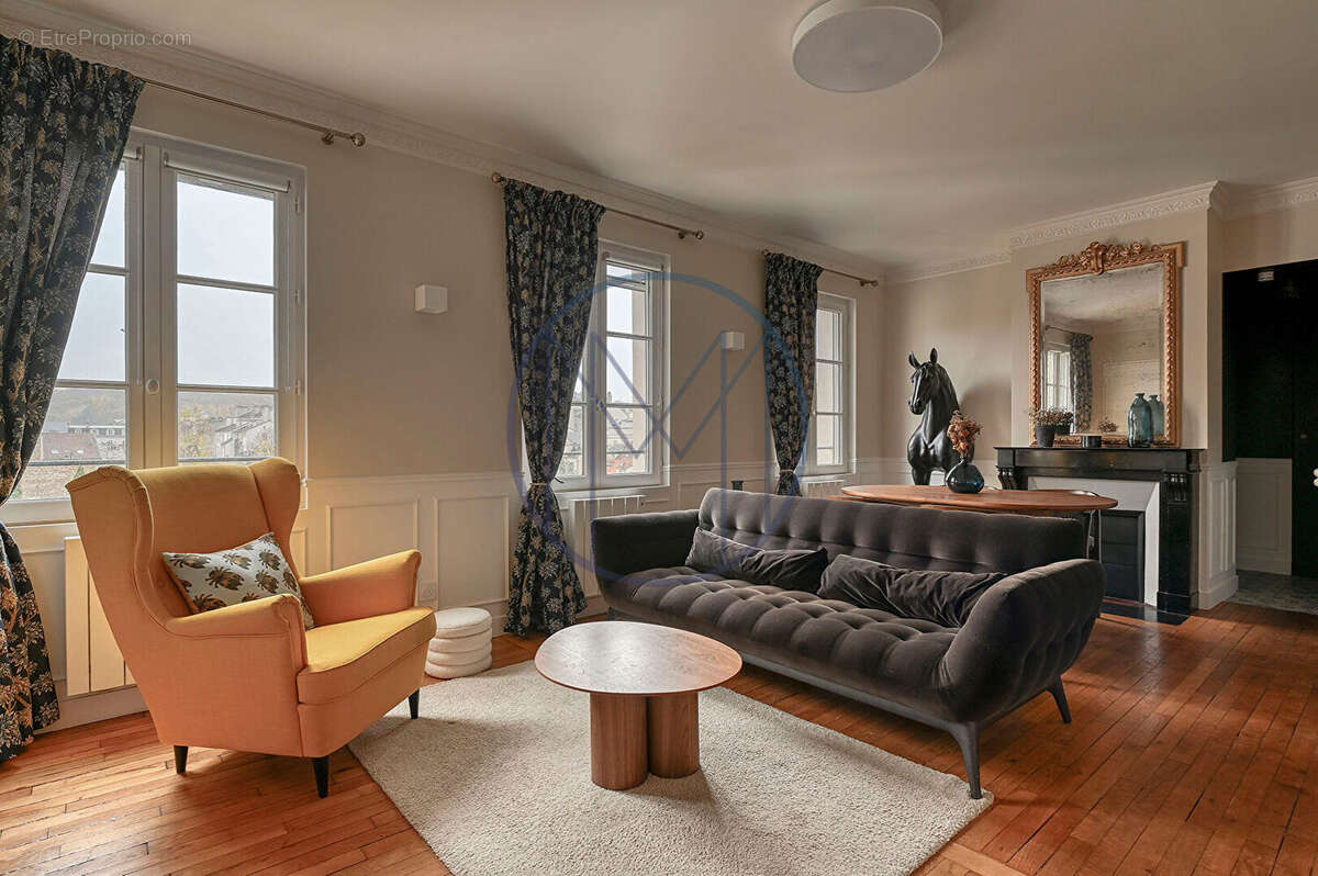 Appartement à VERSAILLES