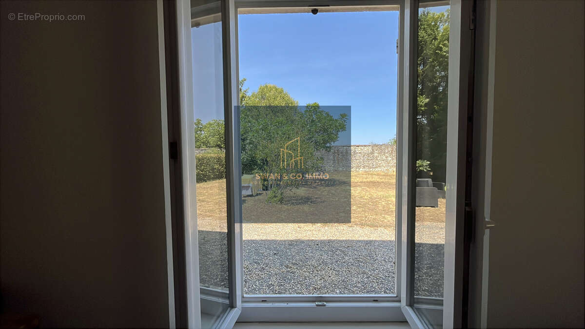 L'élégance d'une demeure de caractère, le privilège d'un domaine au cœur du village - photo 41