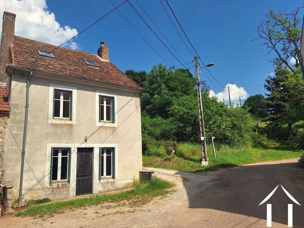 Maison à MOLINOT