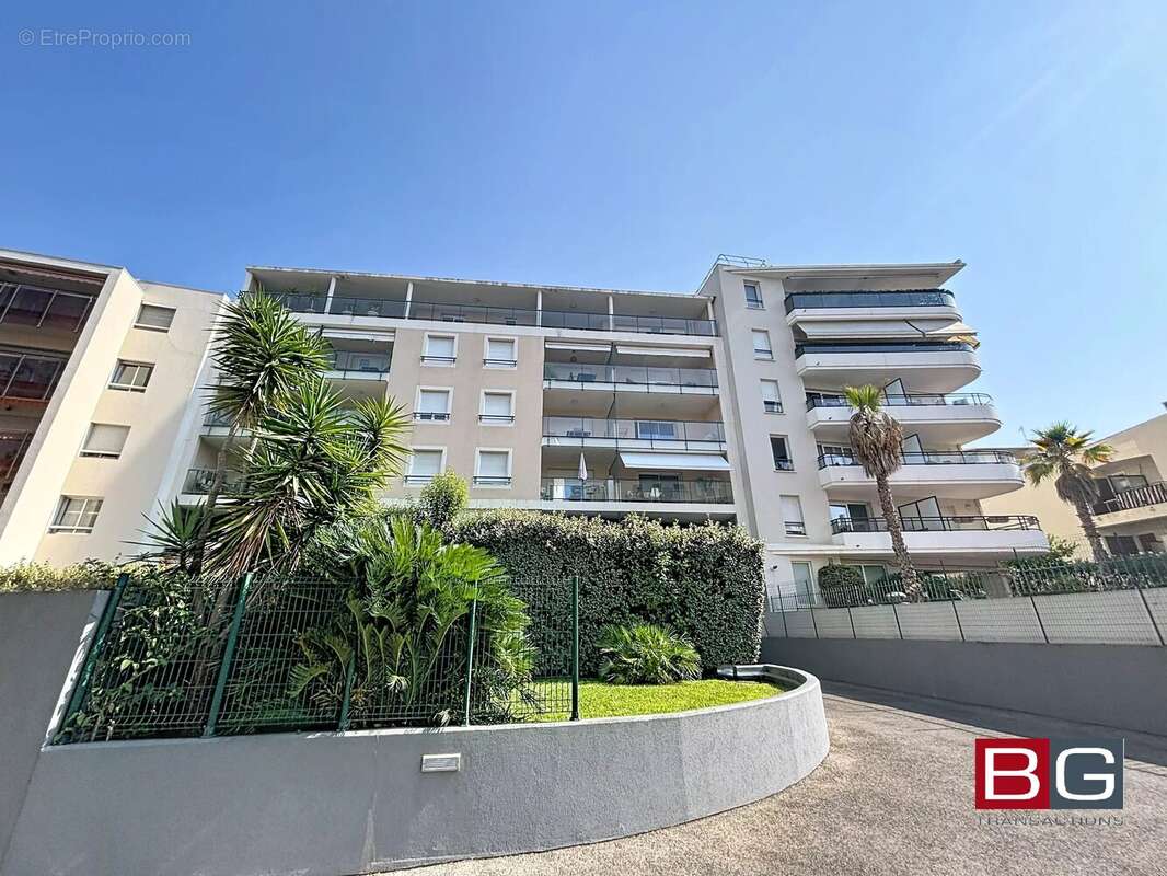 Magnifique 3 pièces dernier étage + terrasse de 35 m² - photo 11