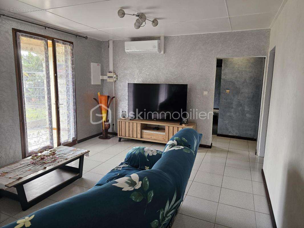 Maison à SAINTE-SUZANNE