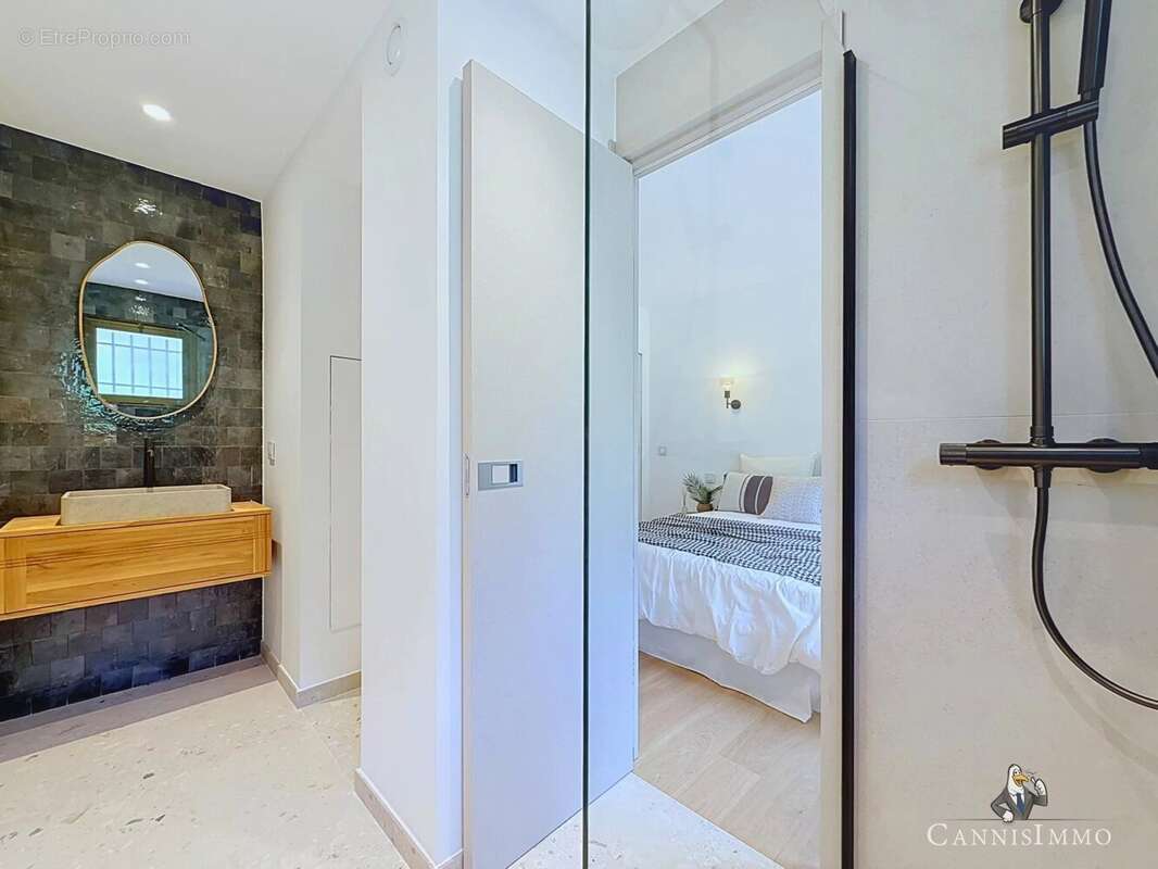 Appartement vue mer le cannet victoria – 4 pièces 107 m² – terrasse – piscine – garage – cave - photo 12
