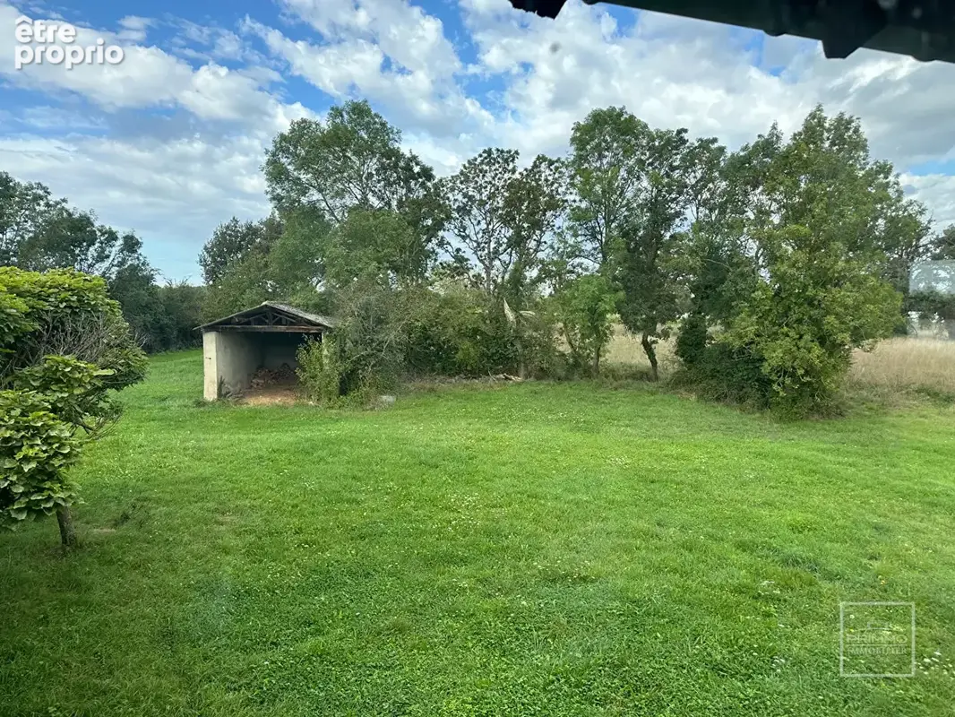 Lapeyrouse, Domain de 118hectares, avec étang et terrain de chasse - photo 6