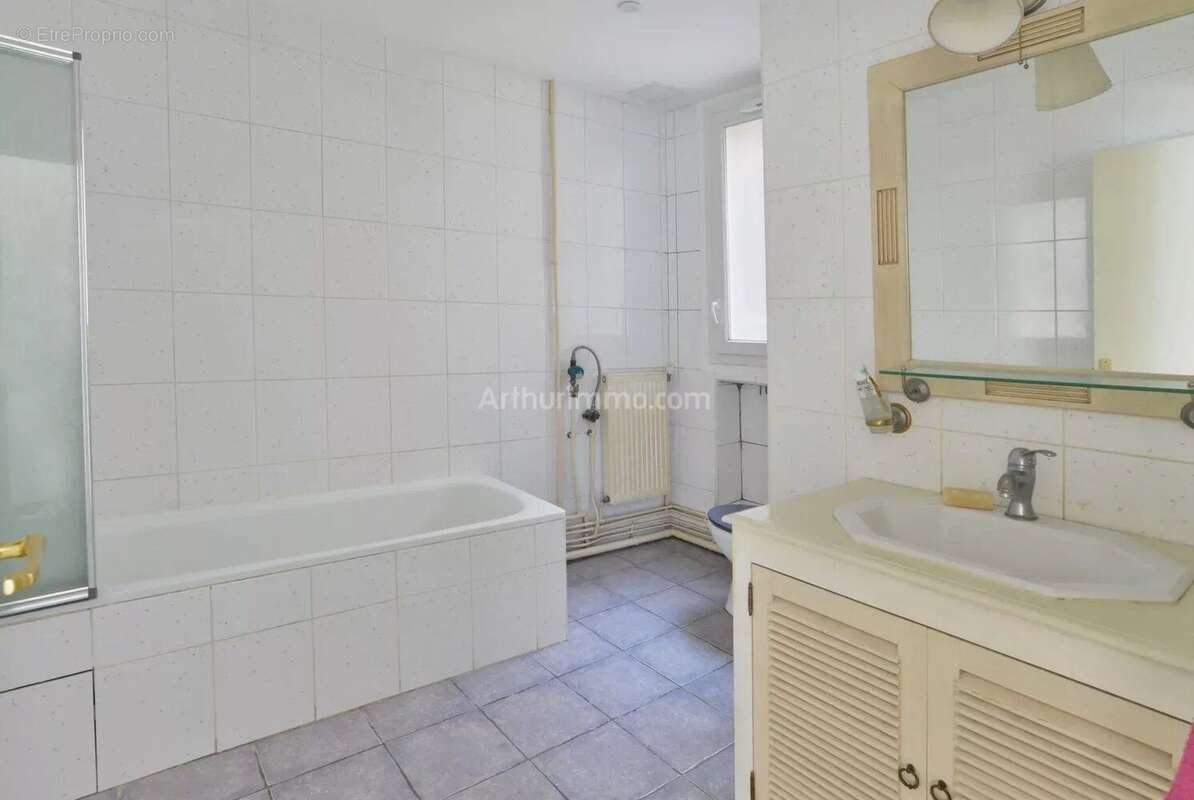 Appartement à VILLENEUVE-SAINT-GEORGES