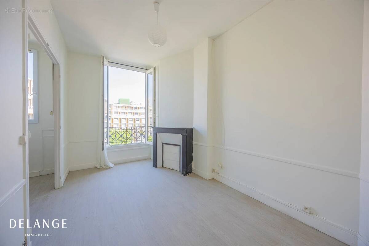 Appartement à PARIS-19E