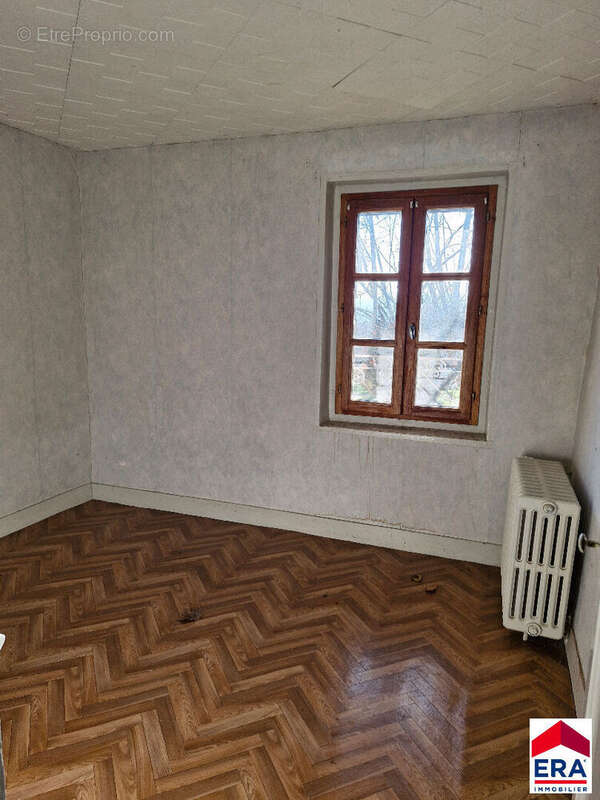 Maison à LES AVENIERES