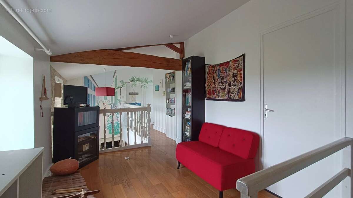 Maison à LE ROCHEREAU