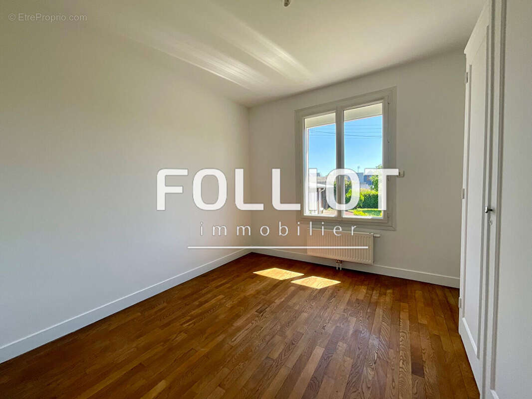 Maison à AGON-COUTAINVILLE