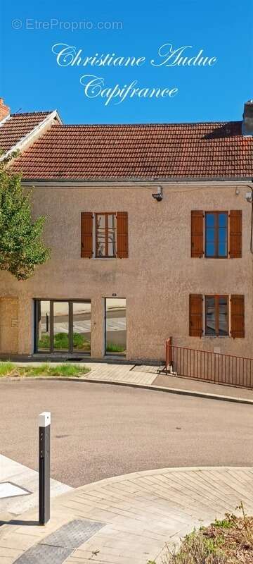 Maison à PARAY-LE-MONIAL