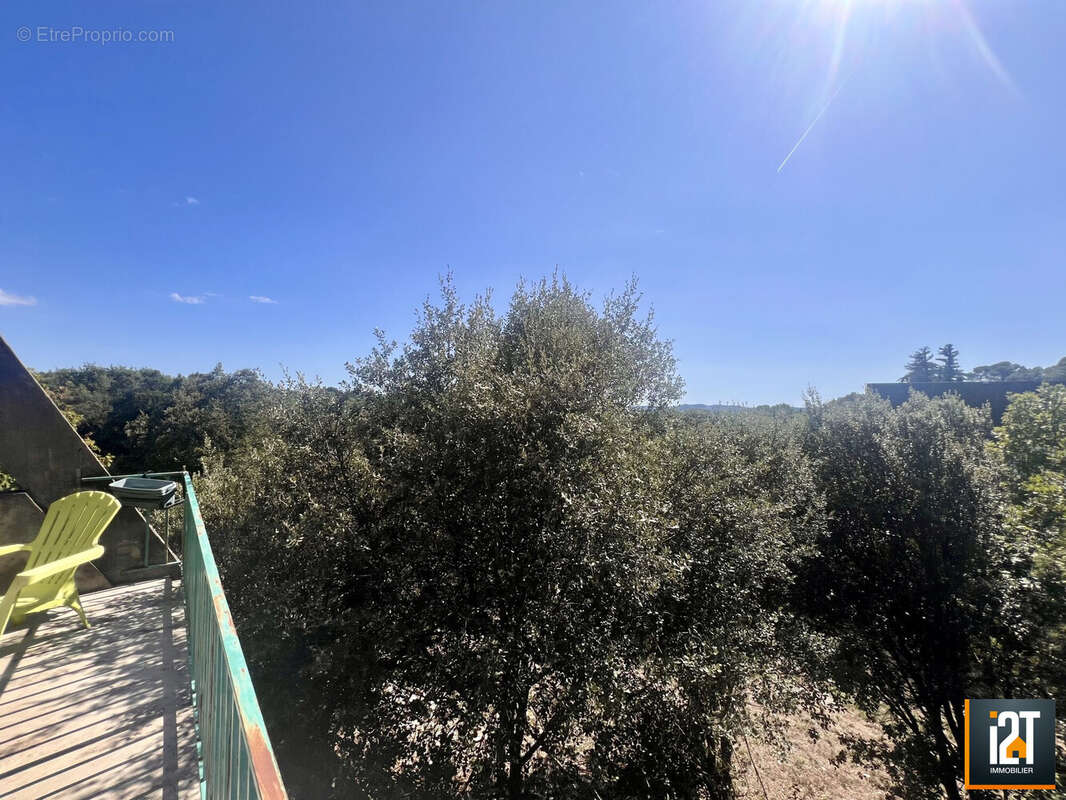 Maison à VEZENOBRES