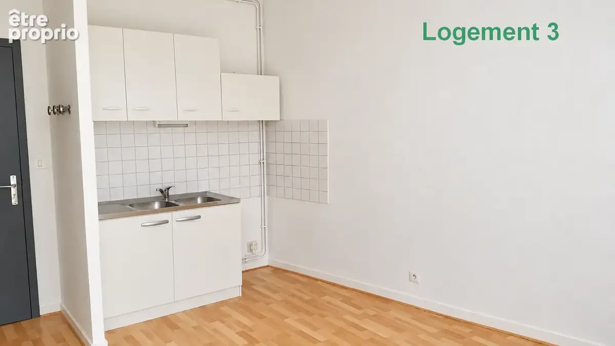 Ensemble de trois appartements ///centre mirebeau - photo 6