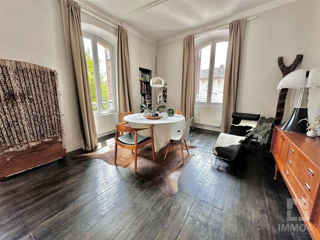 Maison à CAHORS