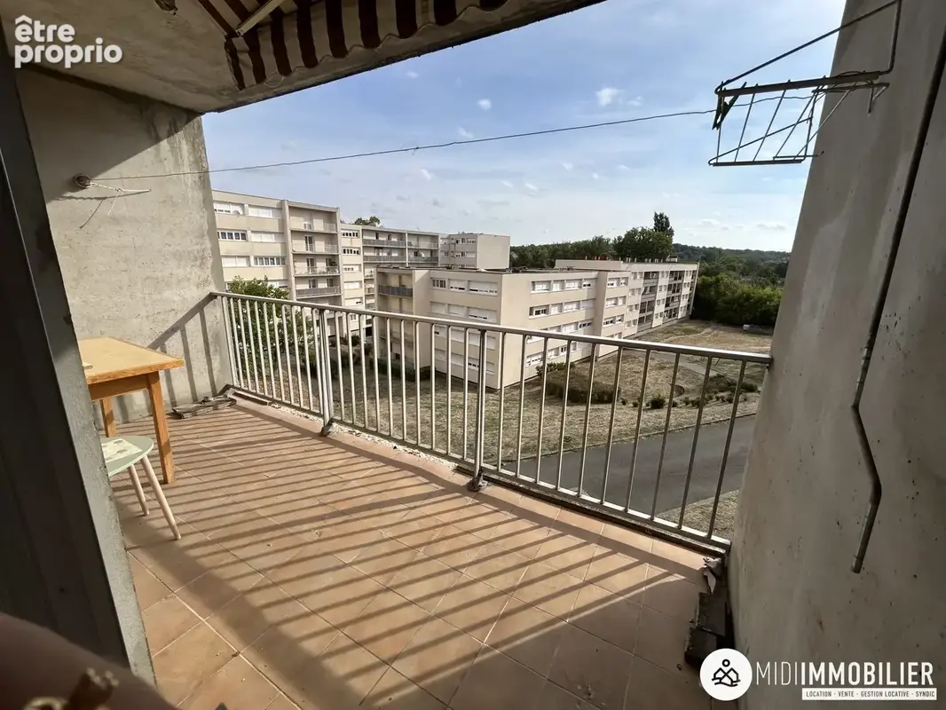 Appartement 2 pièces 57 m² à vendre à Carmaux (81400) - photo 2