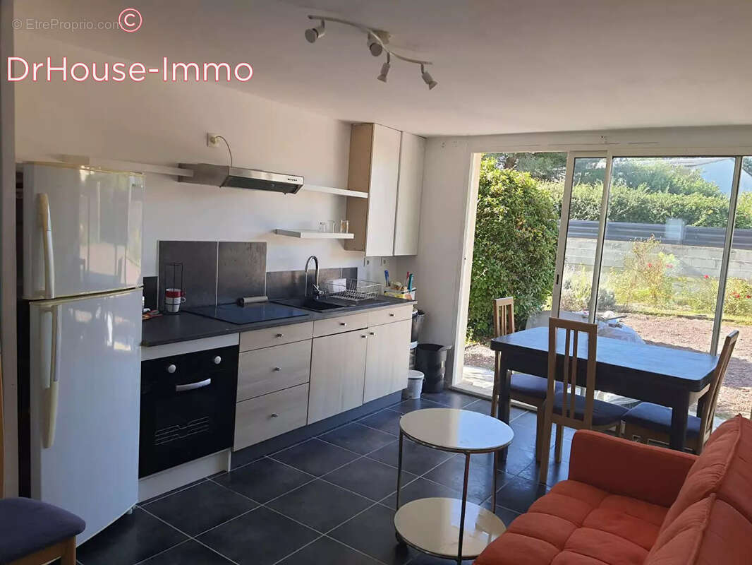 Maison à SAINT-MAIXENT-SUR-VIE