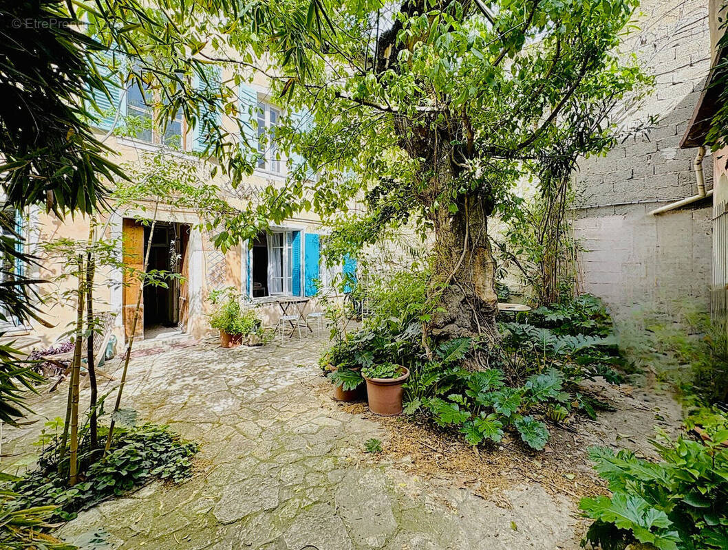 Maison à AVIGNON