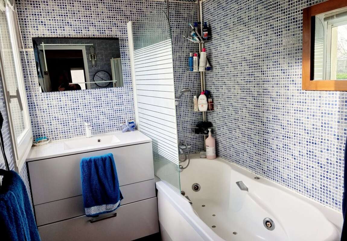 Maison à FEUCHEROLLES