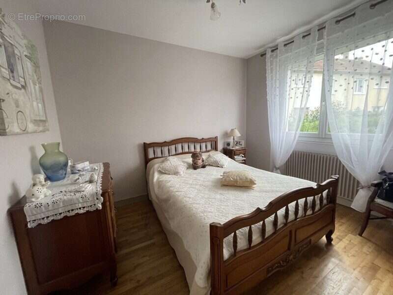 Maison à COULOUNIEIX-CHAMIERS