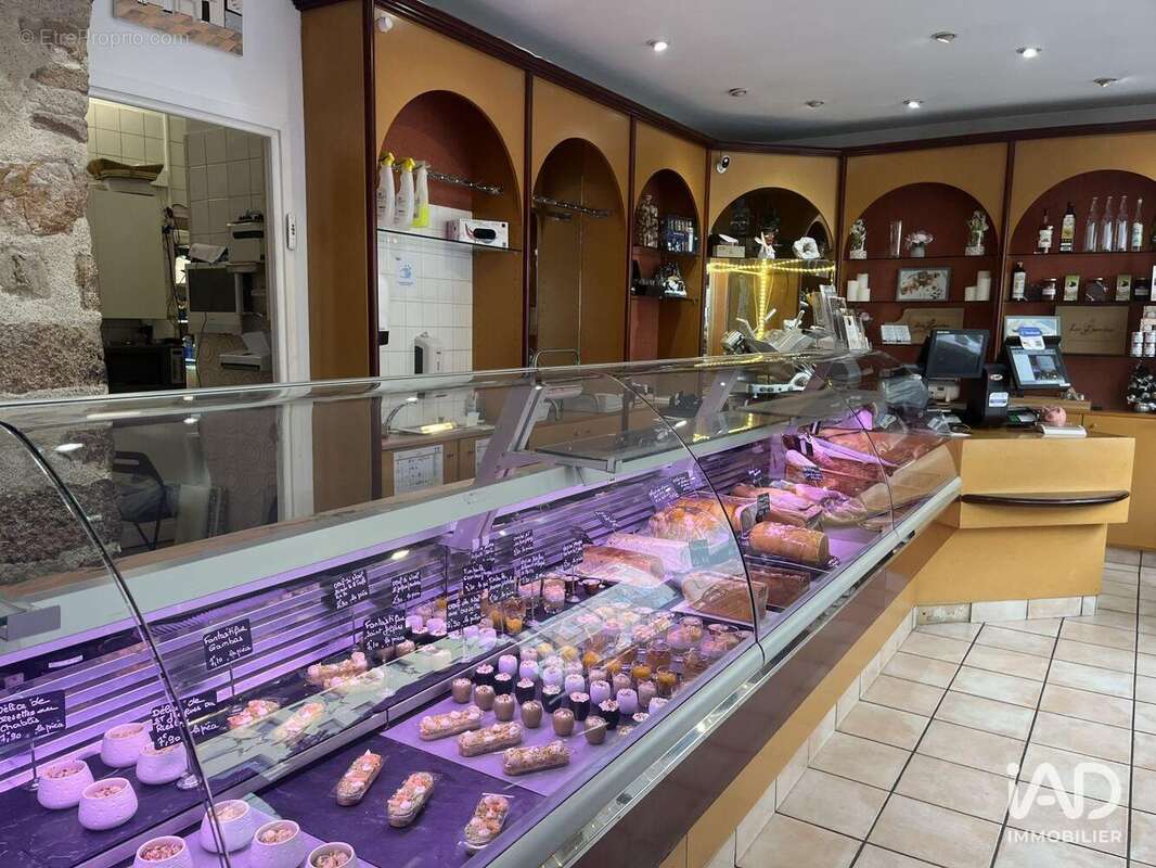 Photo 2 - Commerce à ISSOIRE