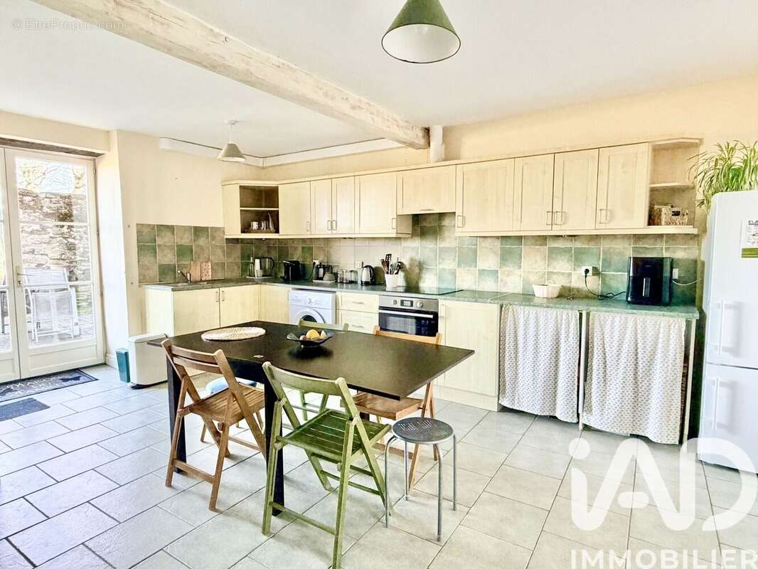 Maison 140 m² à Bersac-Sur-Rivalier  - photo 6