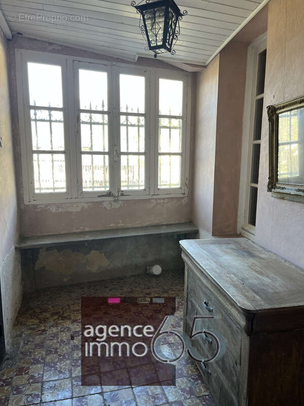 Maison à LUZ-SAINT-SAUVEUR