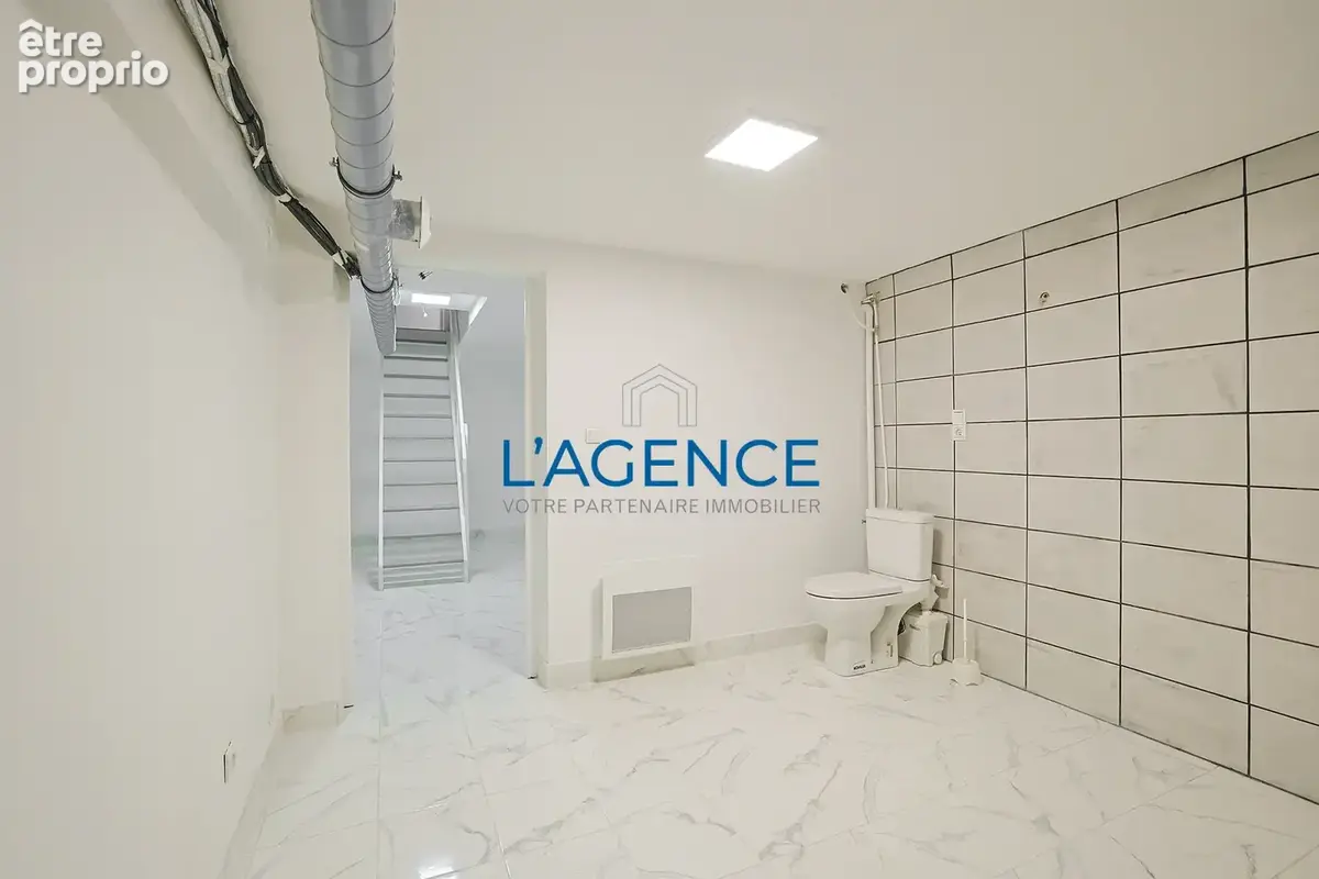 Appartement T2 de 79m2 habitables (47 m2 loi carrez ) au centre ville de Hyères - photo 9