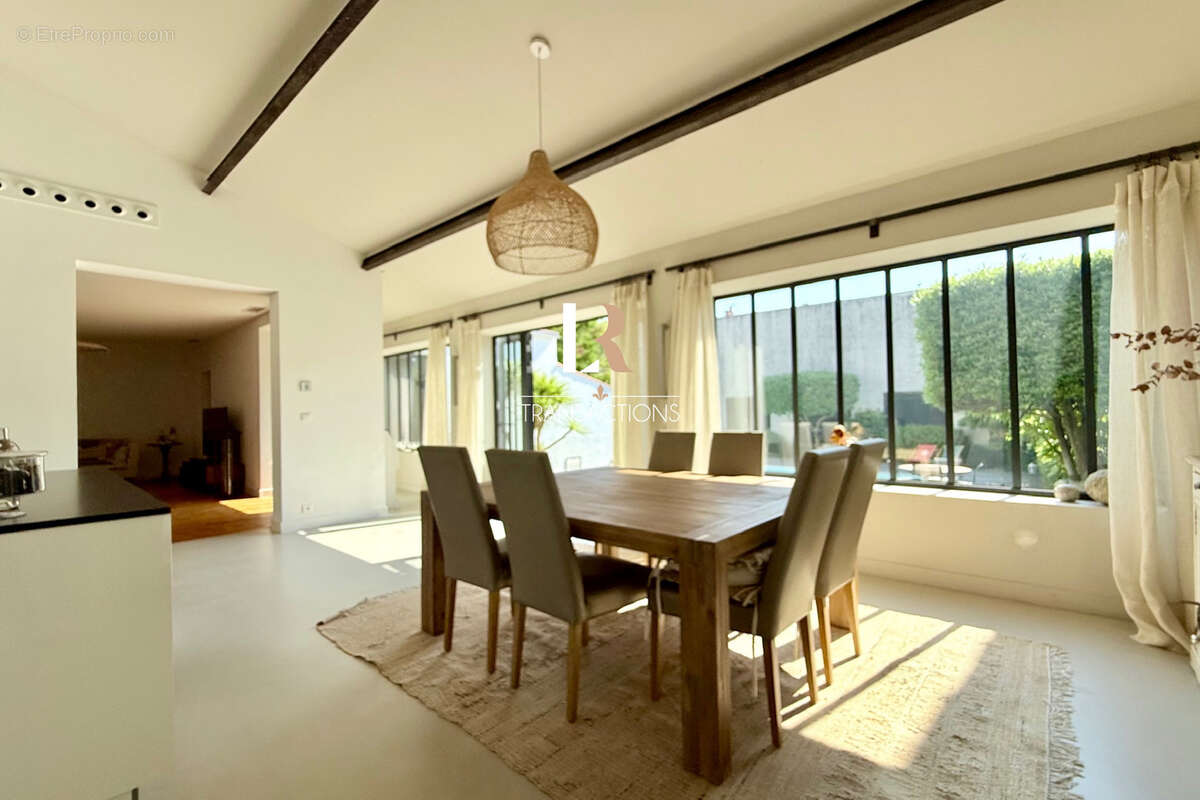 Maison à LA ROCHELLE