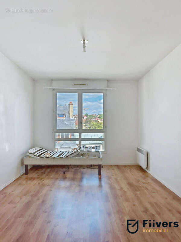 Appartement à CORBEIL-ESSONNES