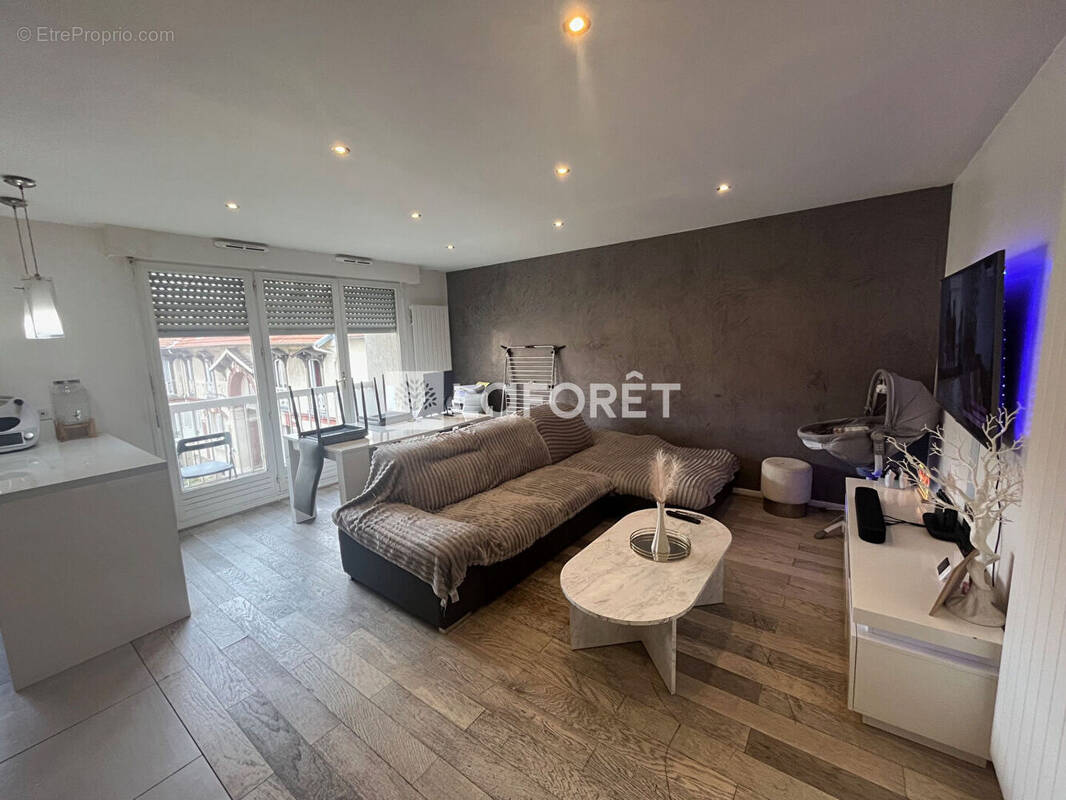 Appartement à VILLEMOMBLE