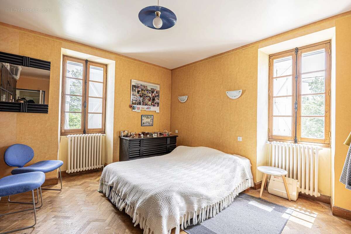 Maison à SAINT-CIRQ-LAPOPIE