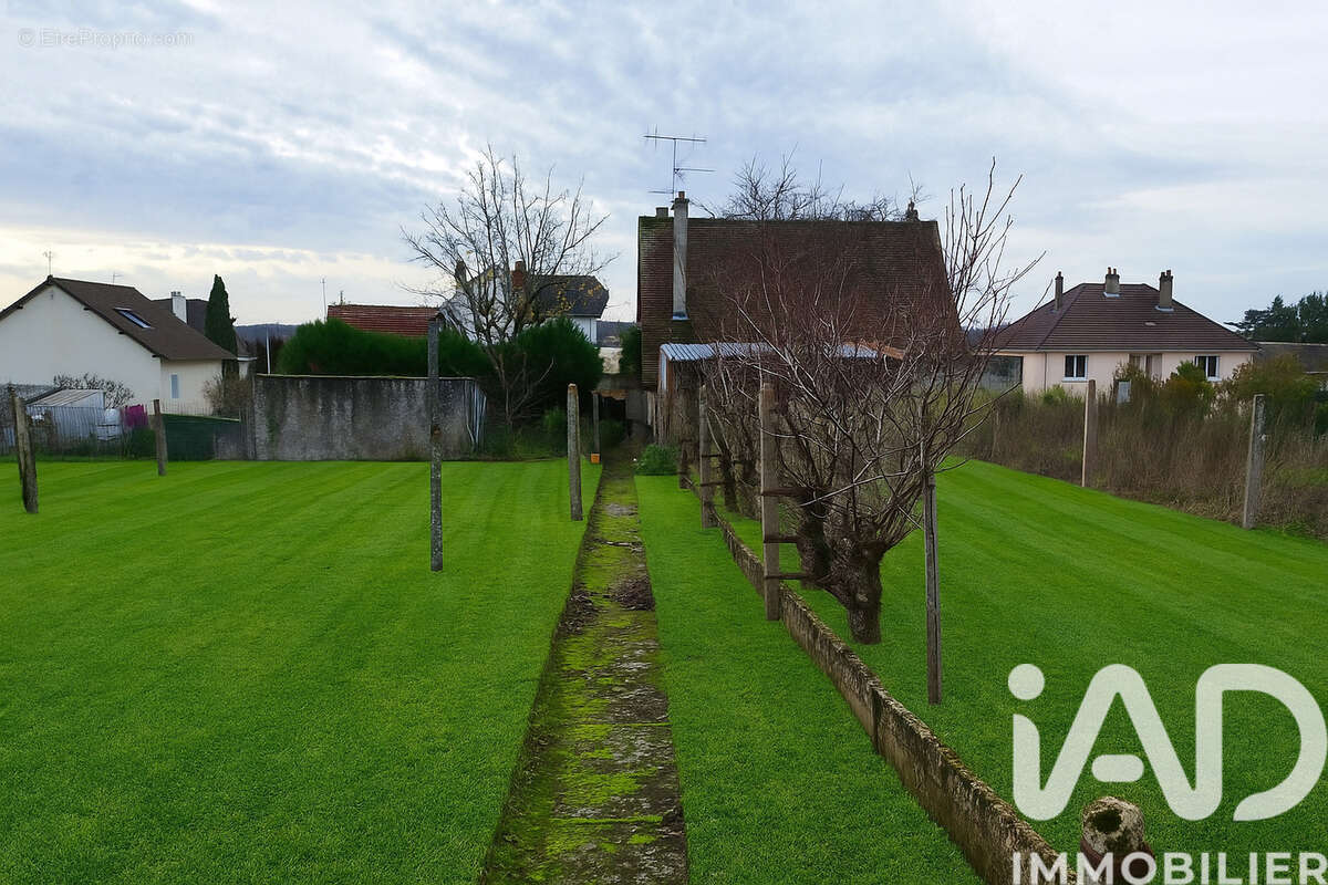 Photo 2 - Maison à SAINT-OUEN