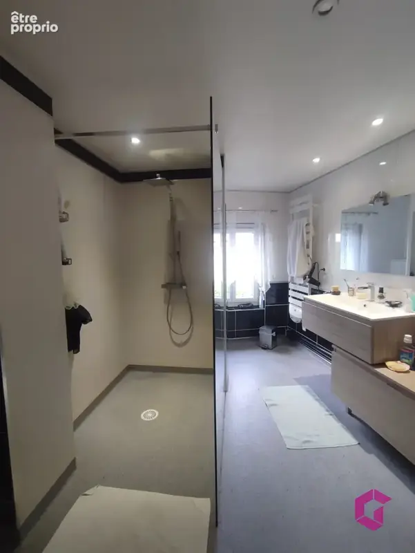 Maison 9 pièces 178 m² à vendre à Ambert (63600) - photo 13