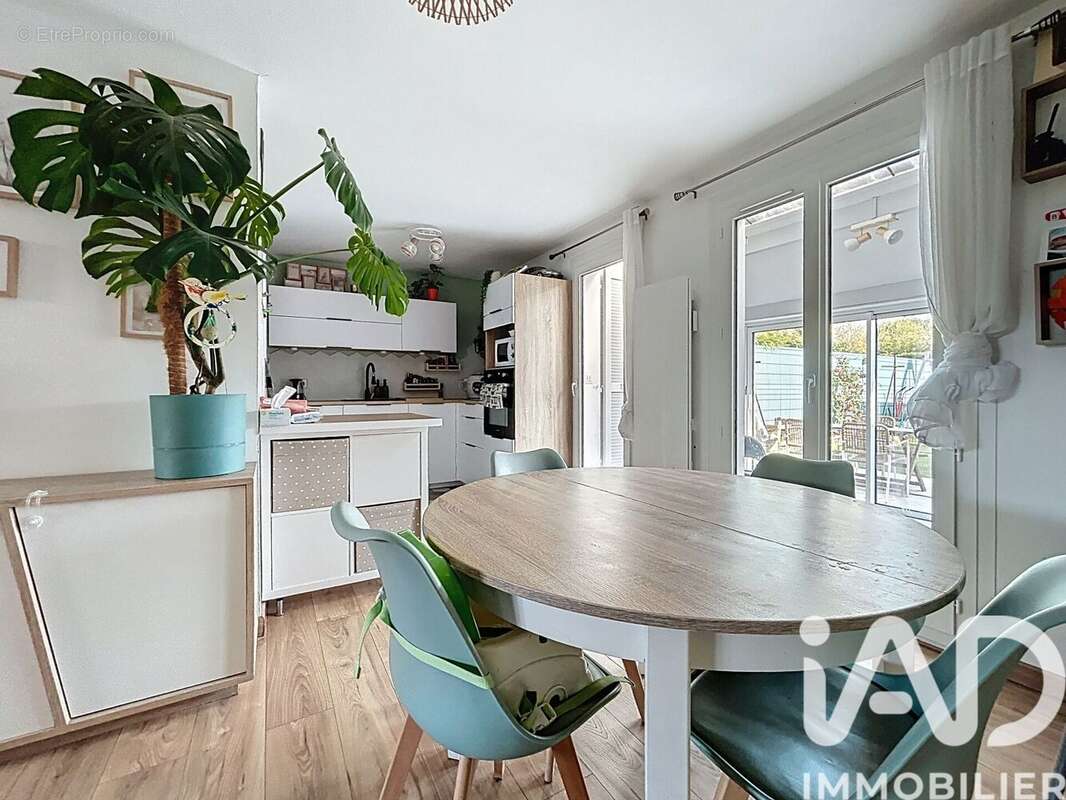 Photo 6 - Maison à OSNY