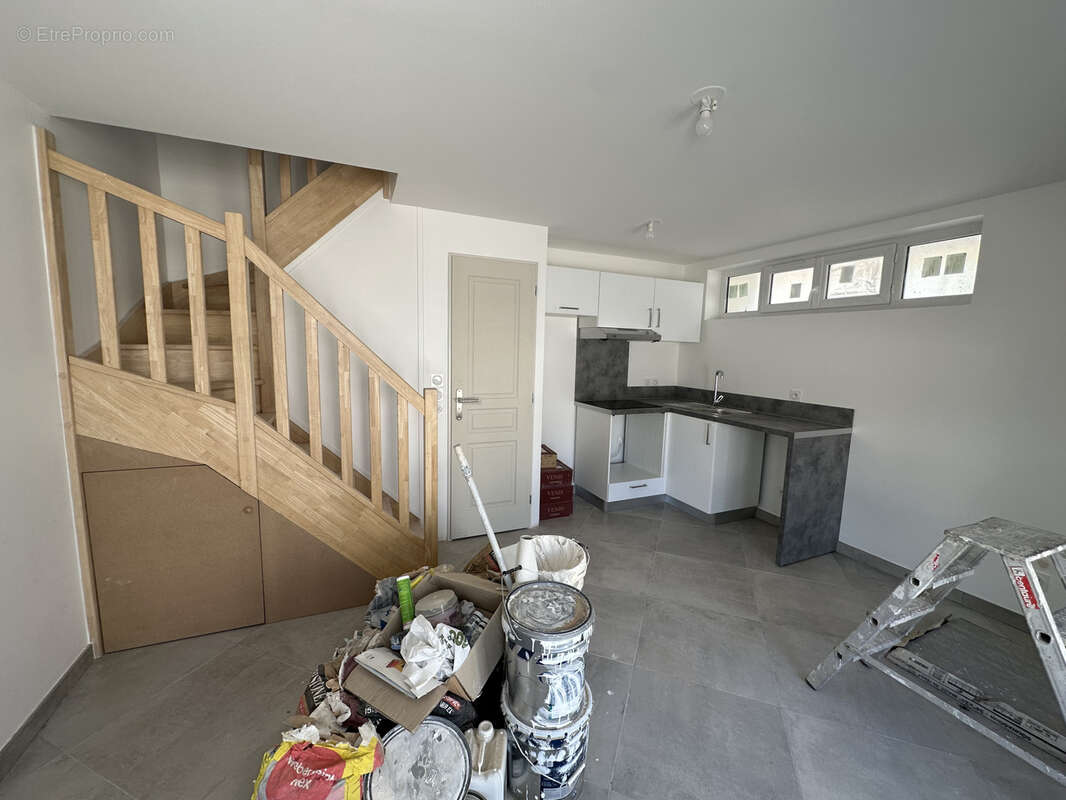 Appartement à SAINT-FARGEAU-PONTHIERRY