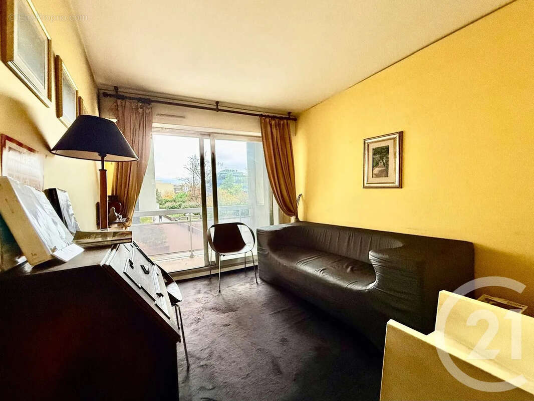 Appartement à CLICHY