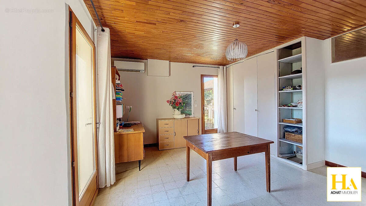 Maison à CHATEAUNEUF-SUR-ISERE