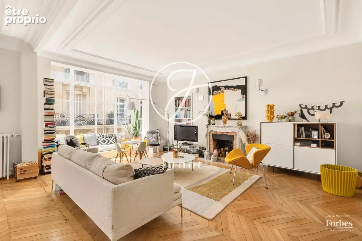Paris 16e - SPONTINI / LONGCHAMP - Appartement à vendre - 5 pièces - 145,02m² Carrez - 3 chambres - Balcons 4,24 m² -  Charme de - photo 8
