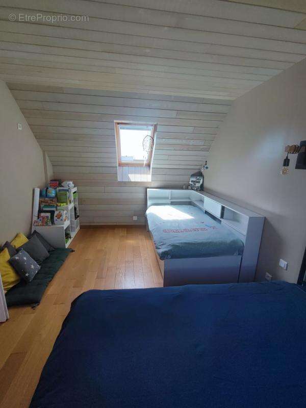 Maison à LAMPAUL-PLOUARZEL