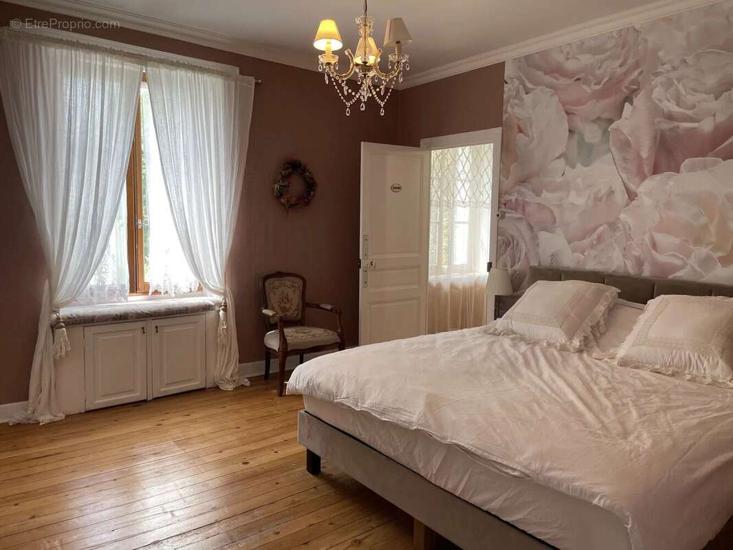 Maison à LA CROIX-COMTESSE