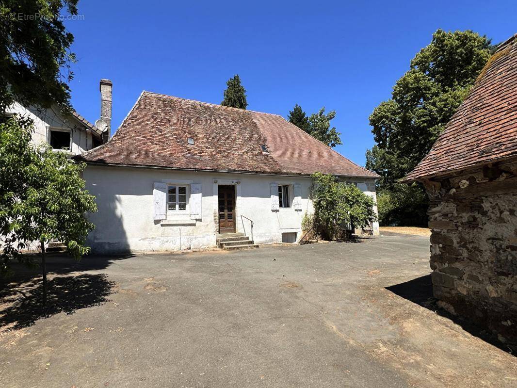 Maison à SAVIGNAC-LEDRIER