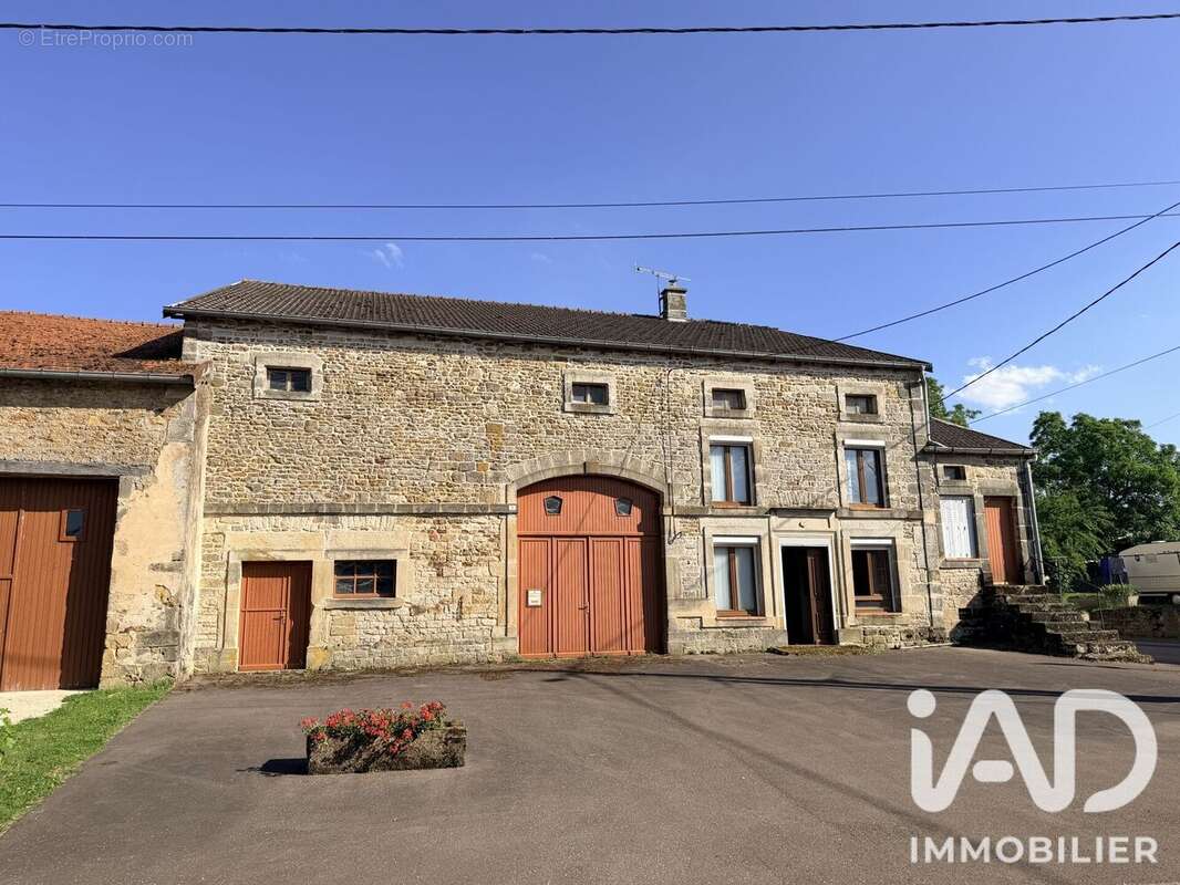 Maison 139 m² à Val-De-Meuse  - photo 2